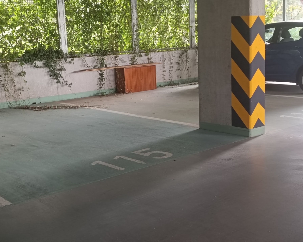 Prodej garážového stání 18 m2 v novostavbě na Střížkově